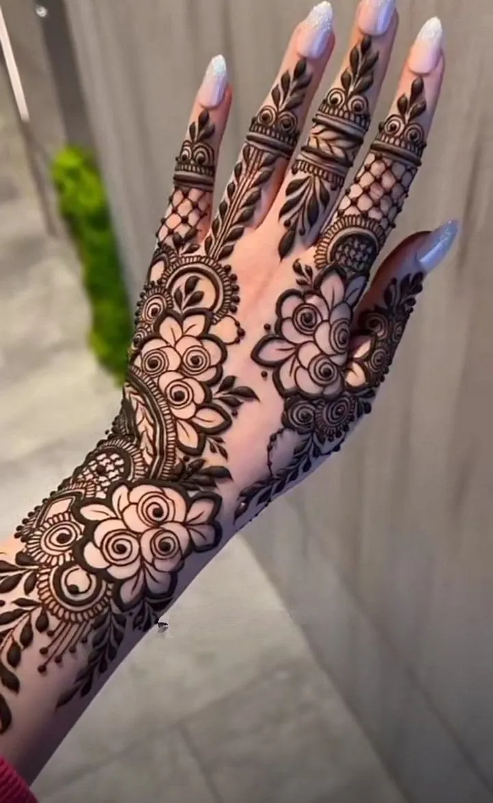 Arabic Mehndi Designs Back Hand Photo