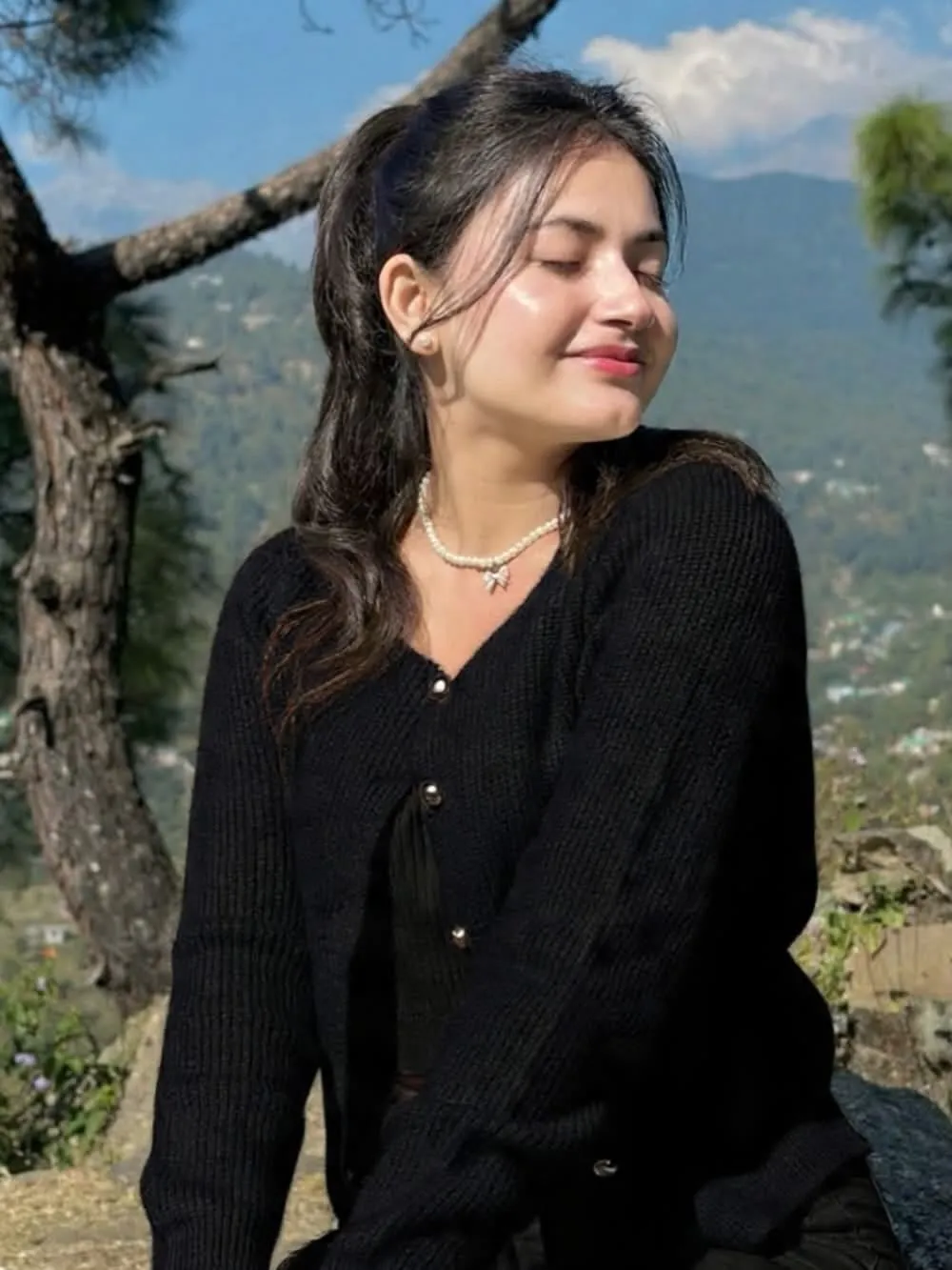 Profile Cute Girl Image Profile Cute Girl Image