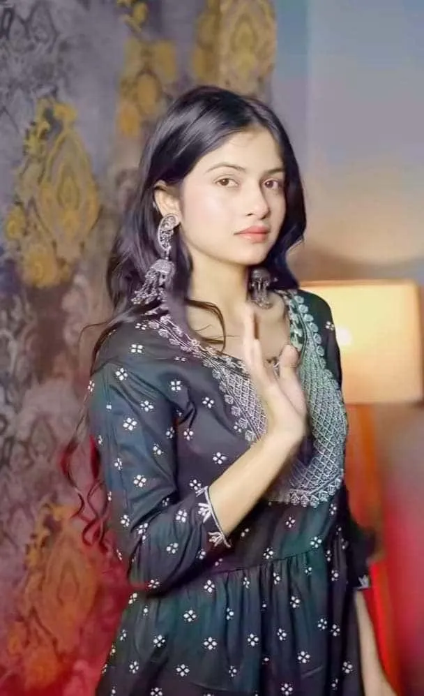simple-girl-dp-for-instagram-1 Simple Girl Dp For Instagram