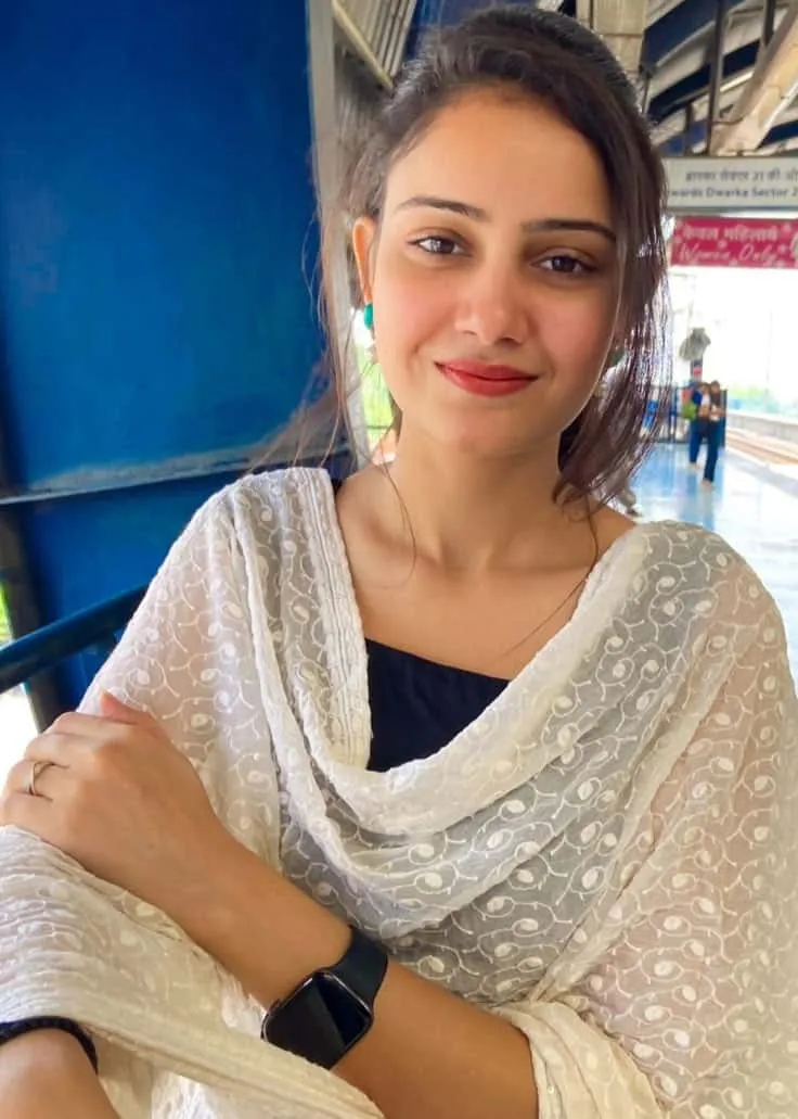 simple-girl-dp-for-instagram-8 Simple Girl Dp For Instagram