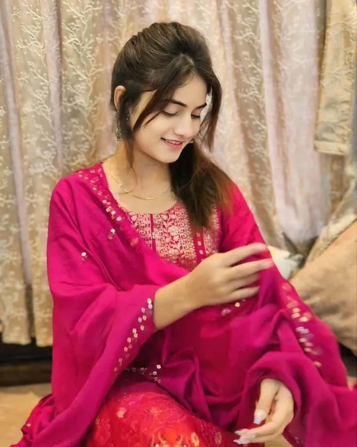 simple-girls-dp-4 Simple Girls Dp