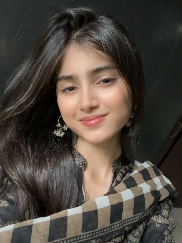Simple Girls Images