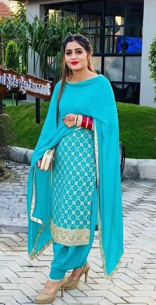 Stylish Punjabi Girl Photos Stylish Punjabi Girl Photos